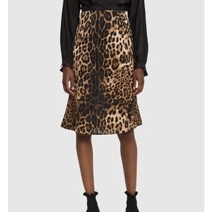 Farrrow Leopard Skirt. New with tags.